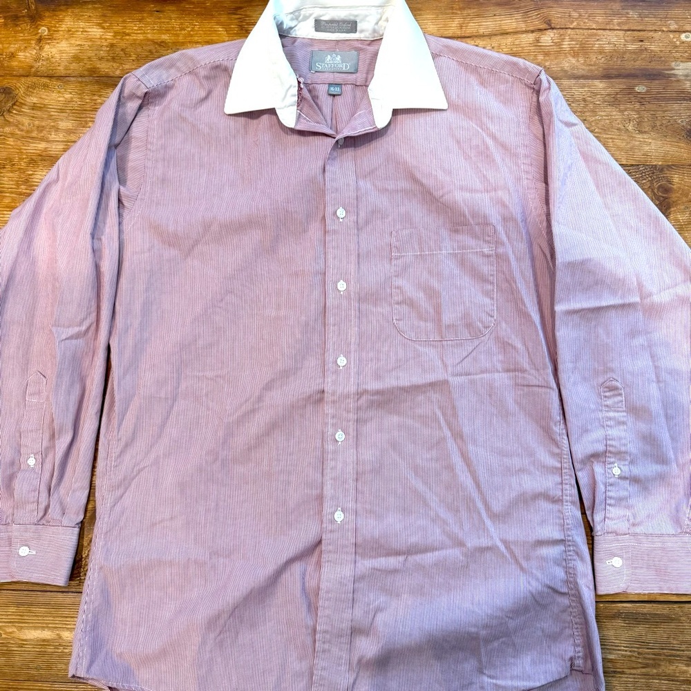 Stafford Maroonโ Vertical Micro Stripe Dress Shirt White Collar Menโs 16-33 EUC